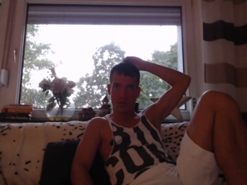 leoooon213  07-09-2021 Recorded Video Show